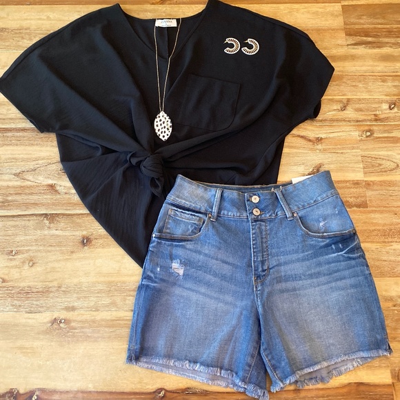 Royal Apparel Double Button Fringe Hem Denim Shorts - Picture 1 of 1